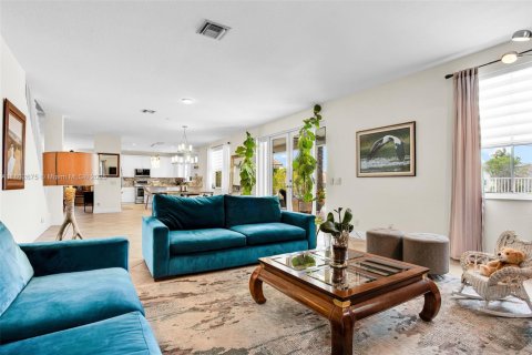 House in Weston, Florida 6 bedrooms, 380.34 sq.m. № 1762498 - photo 28