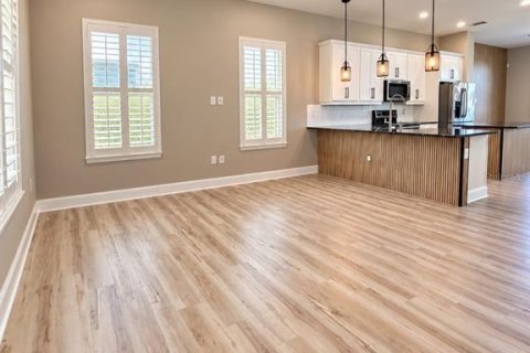 Casa en venta en Windermere, Florida, 4 dormitorios, 227.98 m2 № 2431673 - foto 7