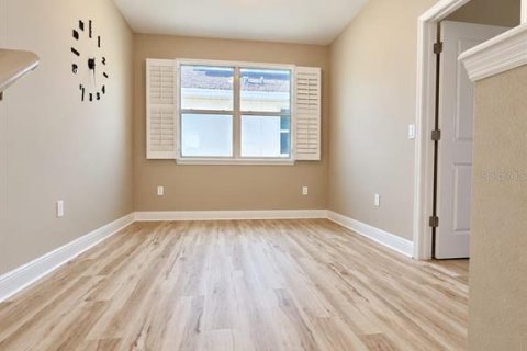 Casa en venta en Windermere, Florida, 4 dormitorios, 227.98 m2 № 2431673 - foto 12