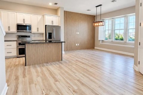 Casa en venta en Windermere, Florida, 4 dormitorios, 227.98 m2 № 2431673 - foto 4