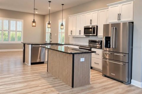 Casa en venta en Windermere, Florida, 4 dormitorios, 227.98 m2 № 2431673 - foto 10