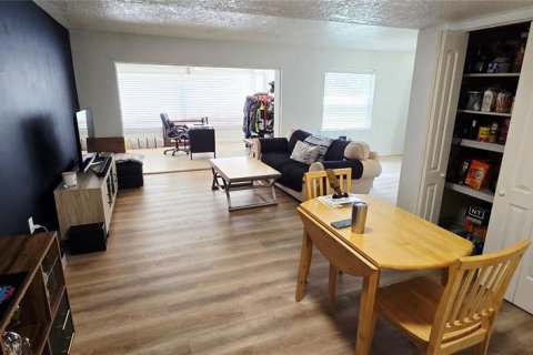 Adosado en venta en Fern Park, Florida, 2 dormitorios, 145.3 m2 № 1747236 - foto 6