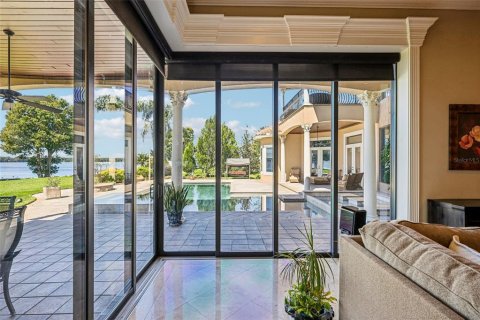 Villa ou maison à vendre à Thonotosassa, Floride: 5 chambres, 659.42 m2 № 2423926 - photo 11