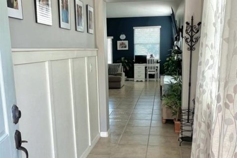 Casa en venta en New Smyrna Beach, Florida, 3 dormitorios, 181.35 m2 № 1911448 - foto 2