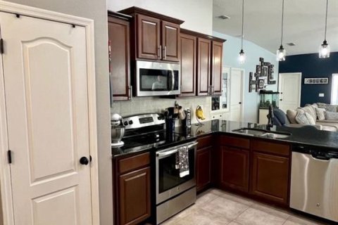 Casa en venta en New Smyrna Beach, Florida, 3 dormitorios, 181.35 m2 № 1911448 - foto 9