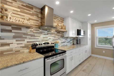 Copropriété à vendre à Sarasota, Floride: 2 chambres, 122.26 m2 № 2412672 - photo 10