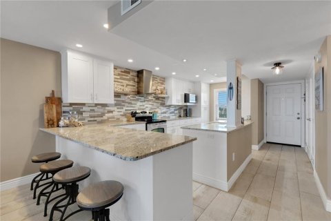 Copropriété à vendre à Sarasota, Floride: 2 chambres, 122.26 m2 № 2412672 - photo 11