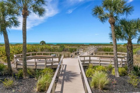 Copropriété à vendre à Sarasota, Floride: 2 chambres, 122.26 m2 № 2412672 - photo 3