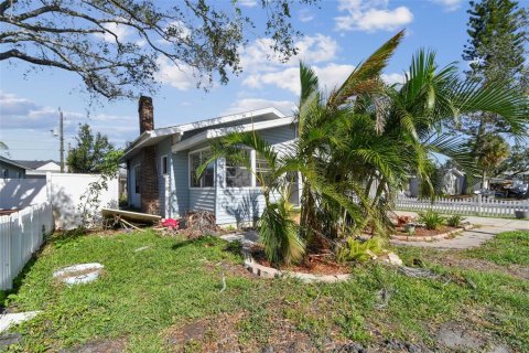 Casa en venta en Saint Petersburg, Florida, 2 dormitorios, 82.13 m2 № 1444309 - foto 3
