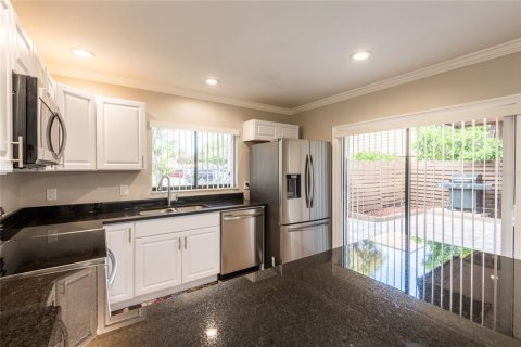Condominio en venta en Tampa, Florida, 3 dormitorios, 137.31 m2 № 1858185 - foto 14