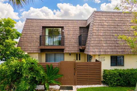 Condominio en venta en Tampa, Florida, 3 dormitorios, 137.31 m2 № 1858185 - foto 2