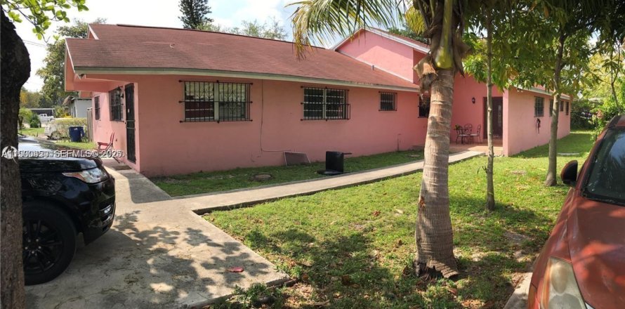 Villa ou maison à Miami, Floride 3 chambres, 137.03 m2 № 1989247