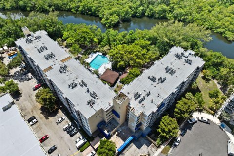 Condominio en venta en Miami, Florida, 2 dormitorios, 112.69 m2 № 1887429 - foto 25
