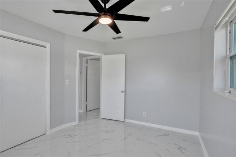 Immobilier commercial à vendre à Oakland Park, Floride: 160.35 m2 № 2260361 - photo 22