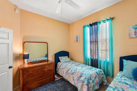 Townhouse in Fort Myers, Florida 3 bedrooms, 168.99 sq.m. № 2394047 - photo 14