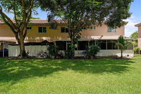 Townhouse in Pembroke Pines, Florida 3 bedrooms, 126.44 sq.m. № 2086869 - photo 30