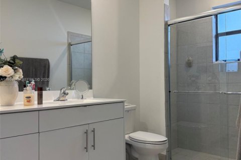 House in Homestead, Florida 4 bedrooms, 176.89 sq.m. № 2030948 - photo 12