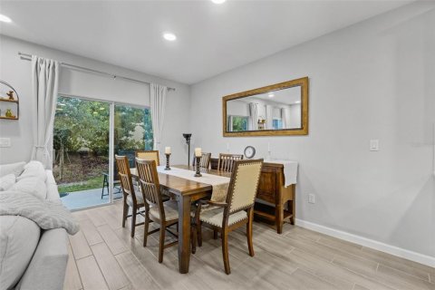 Townhouse in Oviedo, Florida 3 bedrooms, 145.76 sq.m. № 1872994 - photo 8