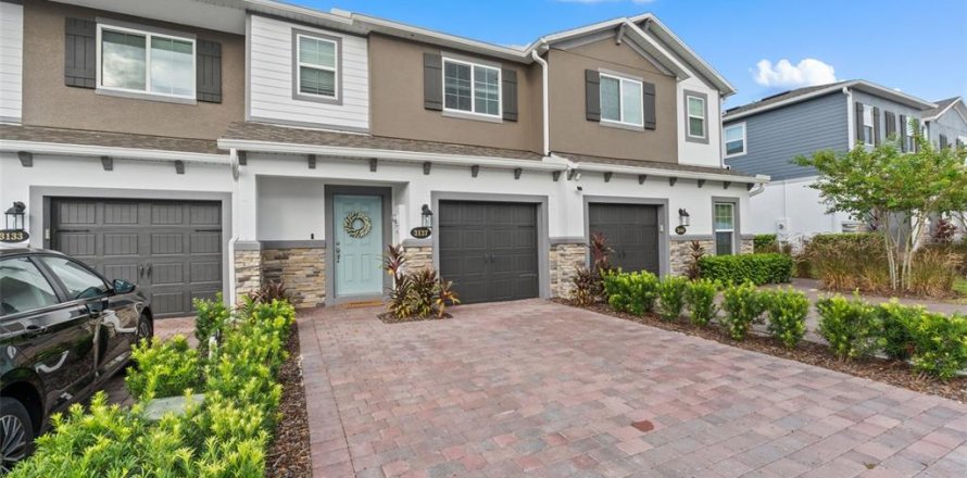 Townhouse in Oviedo, Florida 3 bedrooms, 145.76 sq.m. № 1872994