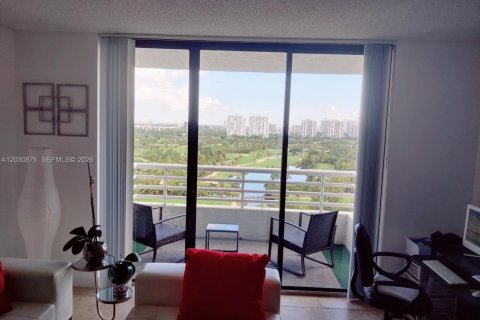 Copropriété à louer à Aventura, Floride: 2 chambres, 98.66 m2 № 2258016 - photo 3