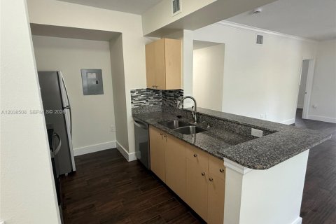 Townhouse in Miramar, Florida 2 bedrooms, 111.95 sq.m. № 2083836 - photo 11