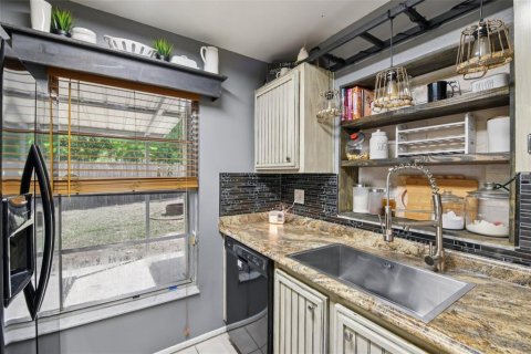 Casa en venta en Plant City, Florida, 3 dormitorios, 127.65 m2 № 1823171 - foto 17
