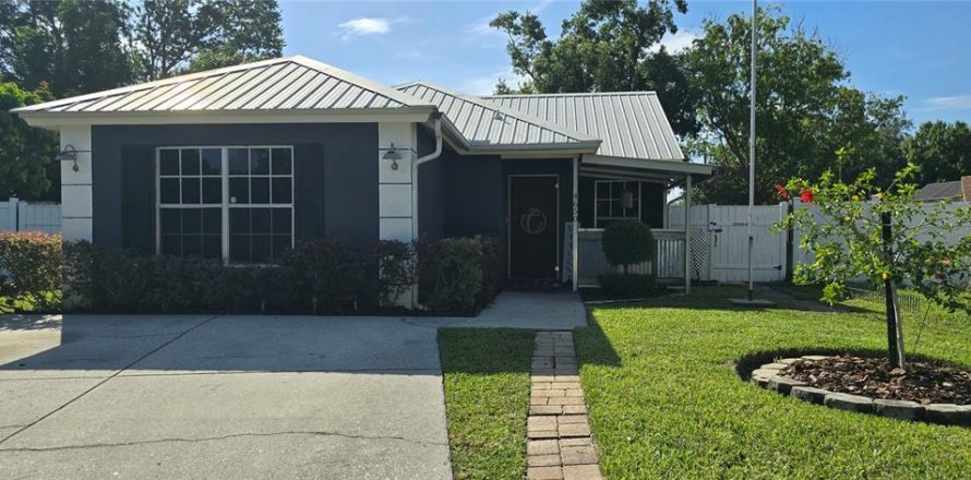 Casa en Plant City, Florida 3 dormitorios, 127.65 m2 № 1823171
