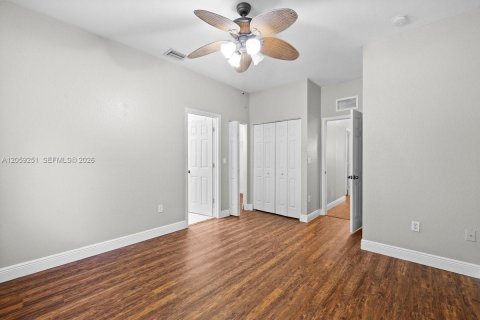 Touwnhouse à vendre à Tamarac, Floride: 2 chambres, 132.66 m2 № 2176673 - photo 13