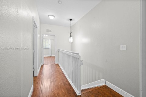 Touwnhouse à vendre à Tamarac, Floride: 2 chambres, 132.66 m2 № 2176673 - photo 11