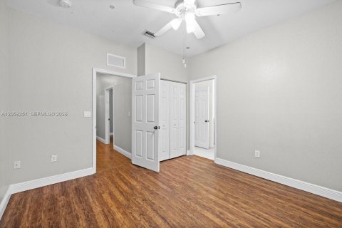 Touwnhouse à vendre à Tamarac, Floride: 2 chambres, 132.66 m2 № 2176673 - photo 20