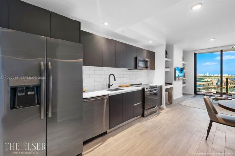 Condominio en venta en Miami, Florida, 2 dormitorios, 75.99 m2 № 2030638 - foto 6