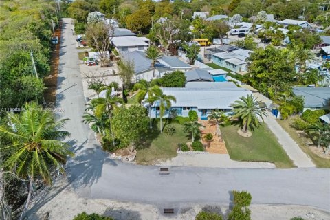 Купить виллу или дом в Тавернье, Флорида 4 спальни, 180.51м2, № 1970334 - фото 22