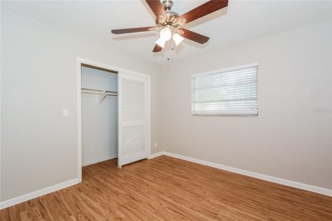 Casa en alquiler en Tampa, Florida, 3 dormitorios, 171.68 m2 № 1905909 - foto 11