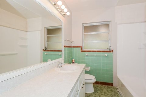 Casa en alquiler en Tampa, Florida, 3 dormitorios, 171.68 m2 № 1905909 - foto 13