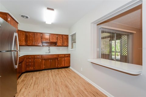 Casa en alquiler en Tampa, Florida, 3 dormitorios, 171.68 m2 № 1905909 - foto 6