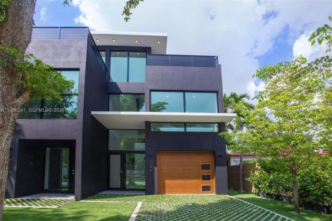 Villa ou maison à louer à Miami, Floride: 3 chambres, 276.85 m2 № 2059640 - photo 9