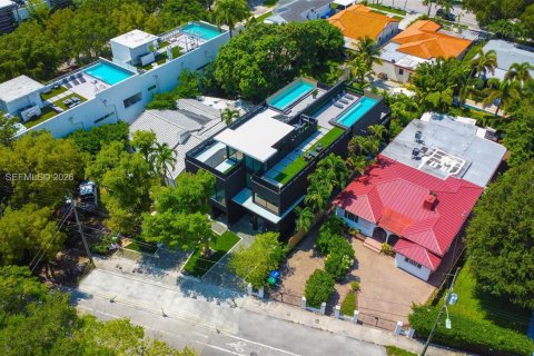 Villa ou maison à louer à Miami, Floride: 3 chambres, 276.85 m2 № 2059640 - photo 7