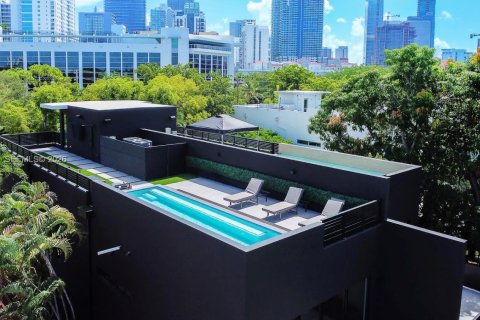 Villa ou maison à Miami, Floride 3 chambres, 276.85 m2 № 2059640
