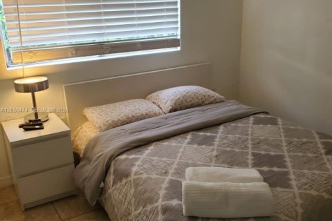 Apartment in Miami, Florida 2 bedrooms № 2244541 - photo 5