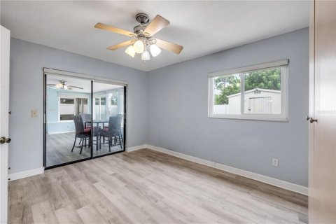 House in Edgewater, Florida 3 bedrooms, 120.96 sq.m. № 1853564 - photo 23