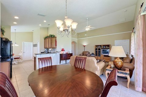 Casa en venta en Groveland, Florida, 3 dormitorios, 136.38 m2 № 2384346 - foto 14