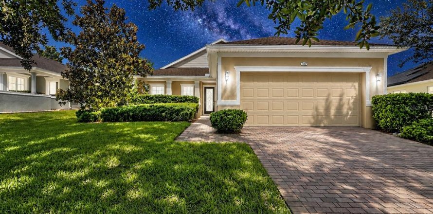 Casa en Groveland, Florida 3 dormitorios, 136.38 m2 № 2384346