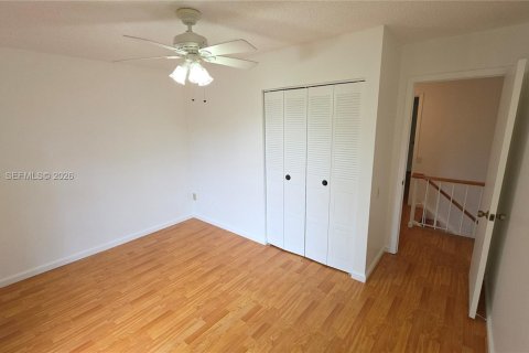 Condo in Miami, Florida, 3 bedrooms № 2004508 - photo 9