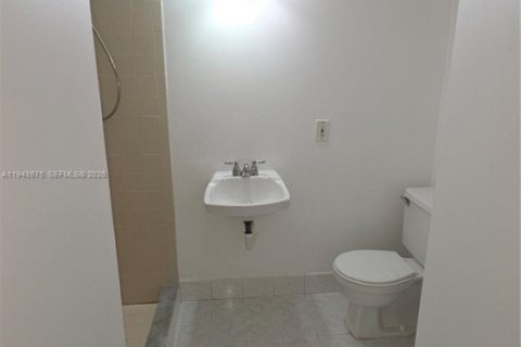 Condo in Miami, Florida, 3 bedrooms № 2004508 - photo 7