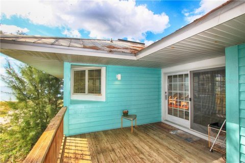 Villa ou maison à louer à Placida, Floride: 2 chambres, 123.75 m2 № 2298900 - photo 2