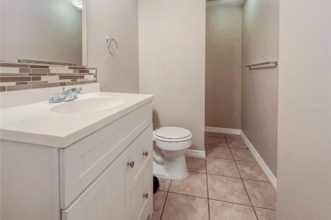 Apartment in Sarasota, Florida 3 bedrooms, 85.47 sq.m. № 2205378 - photo 9