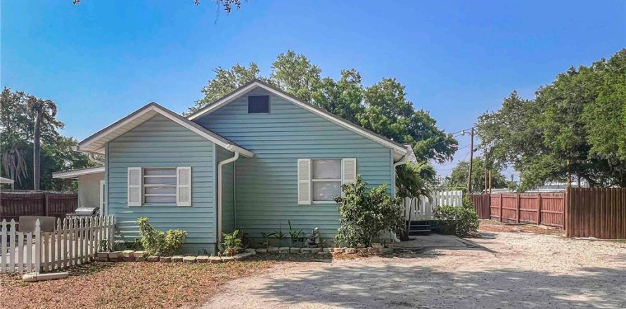 Apartment in Sarasota, Florida 3 bedrooms, 85.47 sq.m. № 2205378