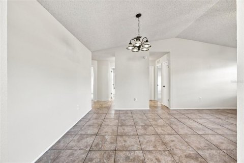 Villa ou maison à vendre à New Port Richey, Floride: 3 chambres, 148.18 m2 № 2349781 - photo 7