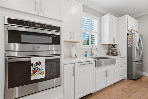 House in BELLALAGO in Kissimmee, Florida 4 bedrooms, 256.69 sq.m. № 2231904 - photo 7