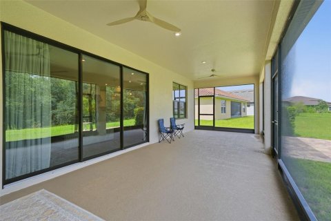 House in BELLALAGO in Kissimmee, Florida 4 bedrooms, 256.69 sq.m. № 2231904 - photo 25